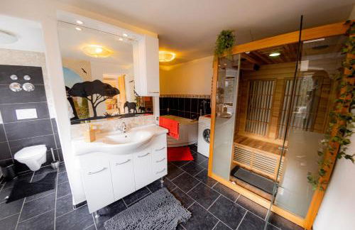 Yello Homes - Gemütliche und luxuriöse Wohnung - mit Sauna, Garten, und Heimkino für 6 Personen - Foto 8