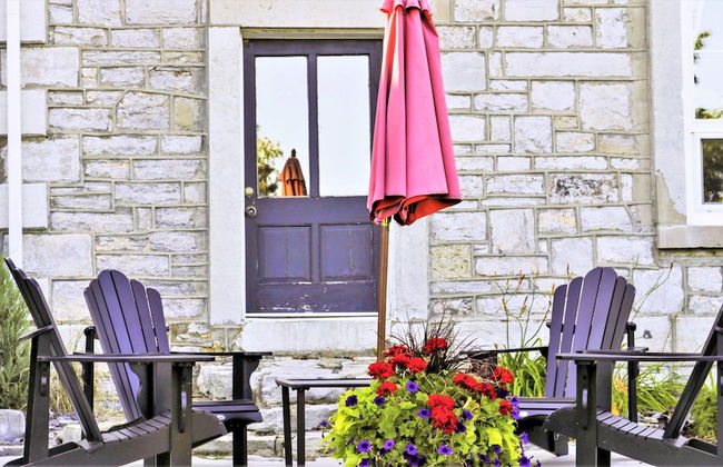 All Suites Whitney Manor - Photo 13