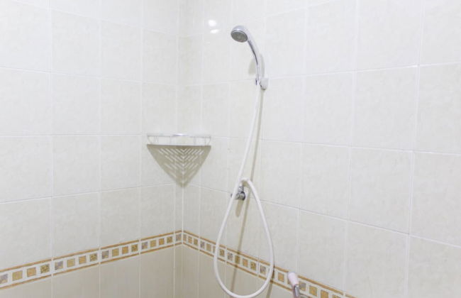 Comfort and Stylish 2BR at Grand Palace Kemayoran Apartment - Foto 22