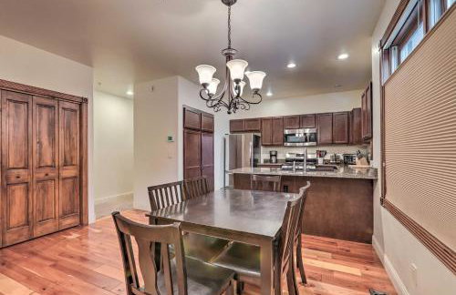 Cozy Central Glenwood Springs Condo with 2 Decks! - Foto 8