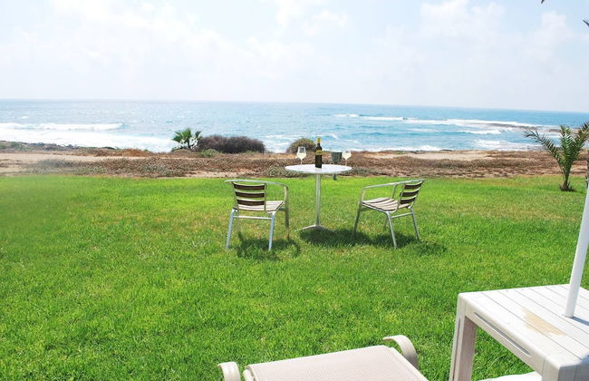 Sea Front Villa, Heated Private Pool, Amazing Location Paphos 323 - Foto 1