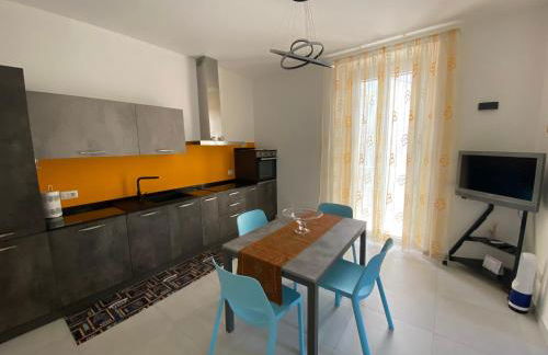 AleVale apartment 450 mt dalla spiaggia - Foto 1