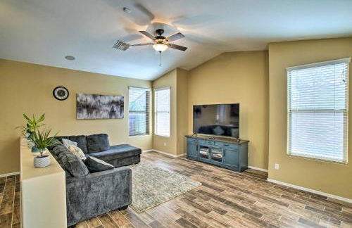 4 Mi to Surprise Stadium! Snowbird Haven with Pool - Foto 15