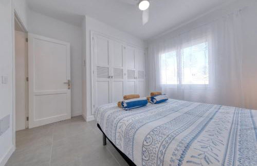 Casa Lolo y Pepe - 100M to the Beach By Lanzarote Vacation Homes - Foto 16