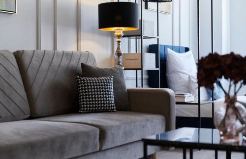 R B Apartment Hamburg Comfort am Flughafen für 1-5 Personen - ideal für Geschäftsreisende und Familien - Küche - Smart TV - Waschtrockner - kostenloser Parkplatz - Foto 22