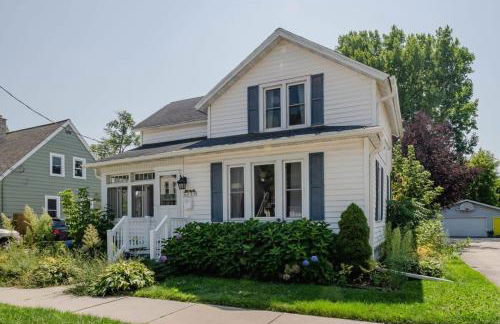 Downtown Home off College Avenue - Lawrence University - Foto 10