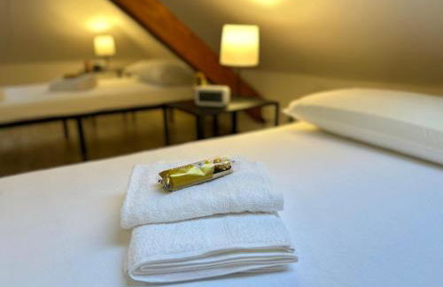 Apartment im Zentrum - Nähe Restaurant & Waschsalon - WLAN, Parkplatz, Bad & mehr - Foto 3