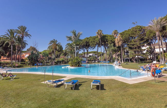 3 Bedroom, 3 Bathroom Beachside Apartment - Foto 12