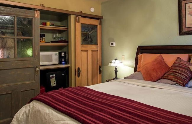 Cozy Cactus Resort ...sorta kinda - Photo 35