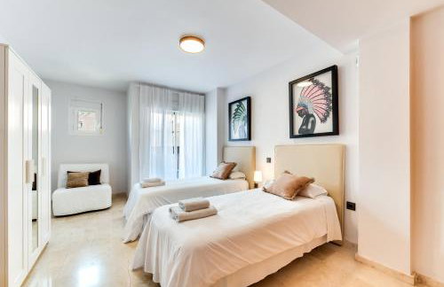 Fantastico Atico duplex en primera linea de golf - Foto 14