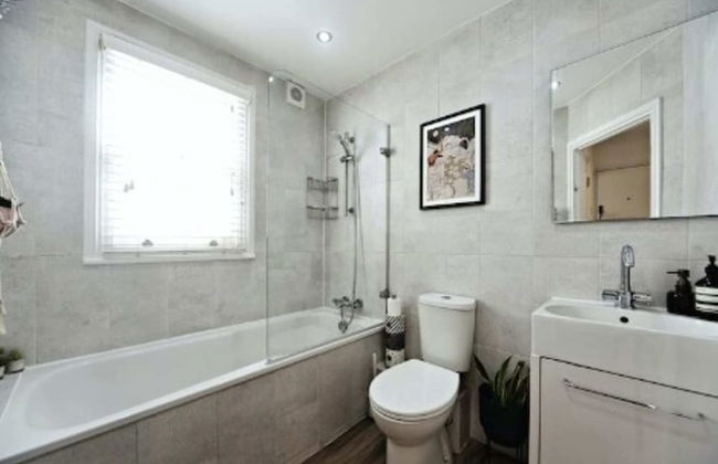 Chic 3BD Maisonette W/roof Terrace - Wandsworth! - Foto 9