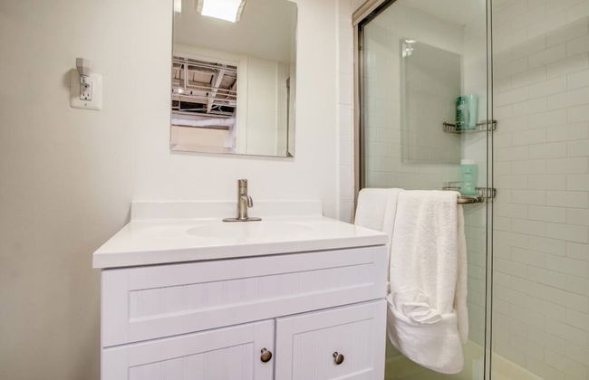 Private Studio in Serene DC Neighborhood - Photo 21