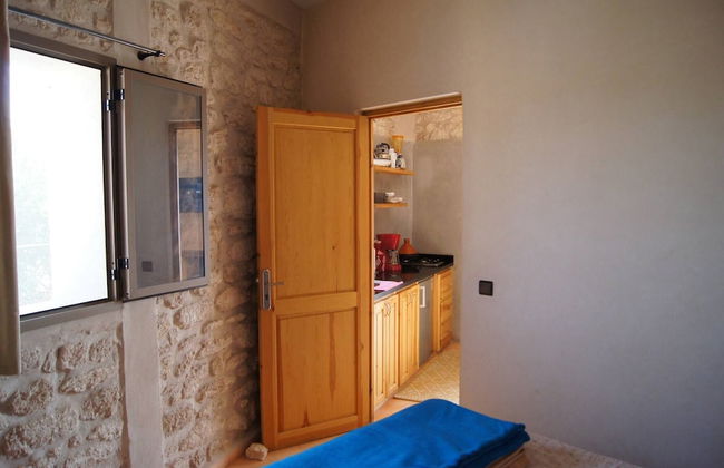 Little Beach Cottage - Photo 7