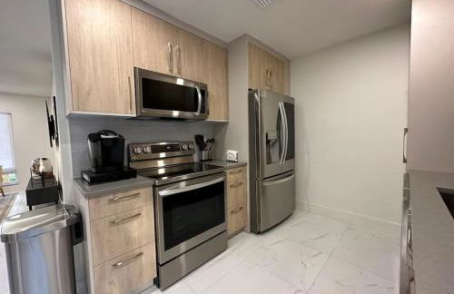 The Sun House - 3 Bed, 2 Bath, Private Pool, Fire Pit, Huge Backyard - Foto 8