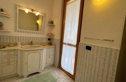 NEW Garda Golf Villa with pool and private garden - Photo 7