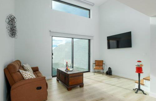 Ocean Pearl - Deluxe OceanView Heated Pool - Photo 17