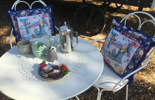 Chez Marguerite Shepherd's Hut with Private Sauna, Outside Bath - Photo 18