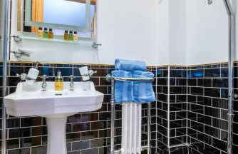 The Doune, Luxury Traditional Country House with hot tub - Photo 37