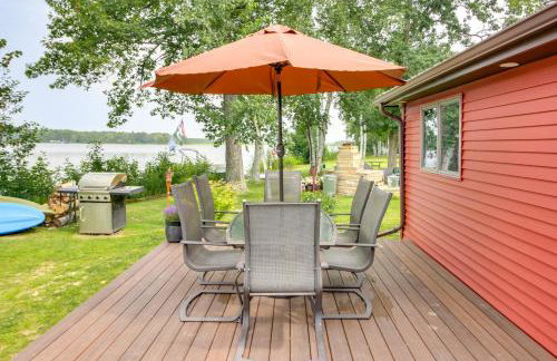 Boat Dock and Launch Family Cabin on Prairie Lake! - Foto 1