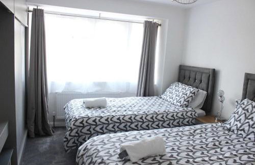 Exquisite and Modern 2 bed Maisonette - Foto 20