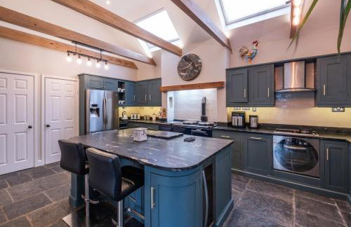 5BDR Luxe Villa By Torr Property Group Short Lets & Serviced Accommodation With Free Parking & River View Stratford-Upon-Avon - Foto 50