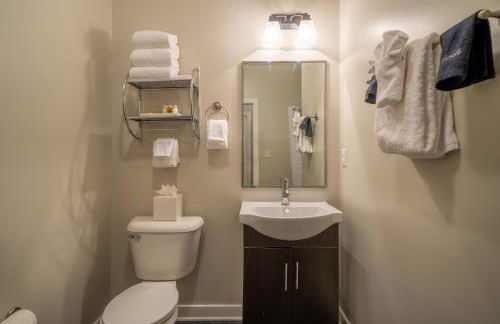 CozySuites MusicRow Astonishing Studio with free parking 23 - Foto 27