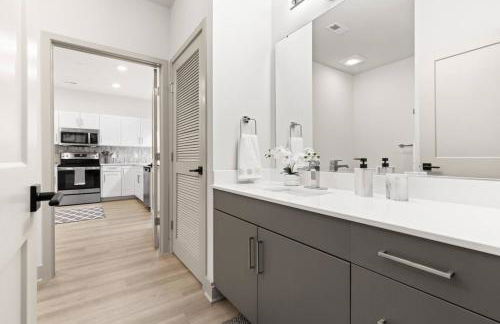 Contemporary Living 5 Min From Downtown - Foto 21