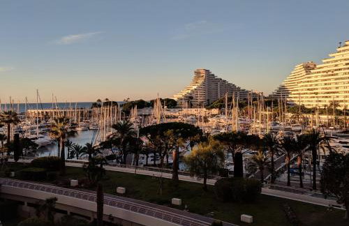 French Riviera Condo 4 Rent in Marina Baie des Anges - Foto 1
