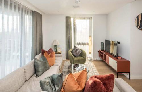Modern 3-Bedroom Apartment near Kings Cross & Coal Drops - Photo 39