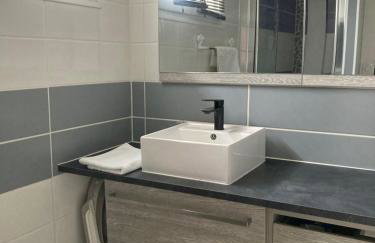 maison avec piscine couverte - Foto 15