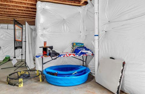 Liberty Pines - Lakefront Log Home, Swim Spa & Game Room - Photo 42