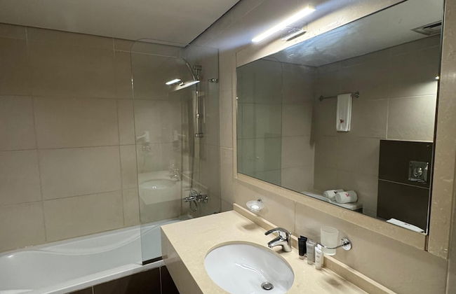 NY Suites Hotel - Photo 55