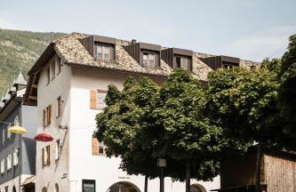 Schmitte am Sonnenwirtsplatz Eppan in South Tyrol, perfect starting point for bike and hike - Foto 1