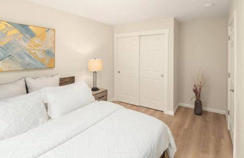 Remodeled Bellevue Family home w AC close to everything - Foto 12