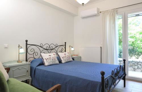 Frida's House - Photo 3