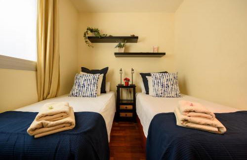 RamblasRentals Stylish Bright 3BR New Catalan Flat 10m Ramblas - Parking - Wifi - Photo 39