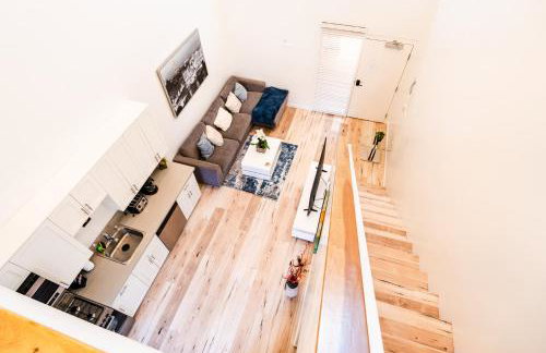 Modern 1-Bedromm Loft In Hollywood With Viwe of Hollywood Sign - Photo 5