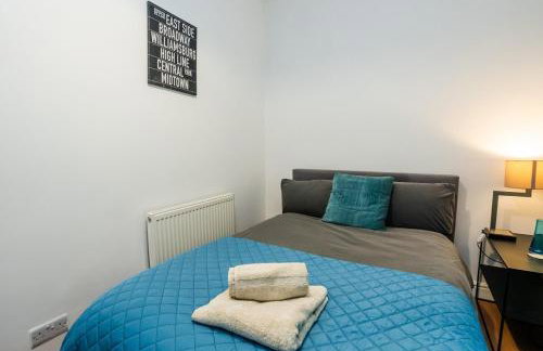 Comfy 4 Bed House near Notts City Centre - FREE Parking - Foto 40