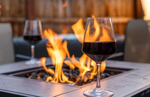 MidTown Hideaway Fire Pit and King Beds - Photo 4