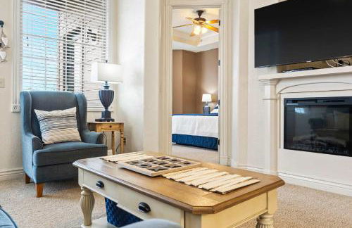 Cliffside Lake Retreat - 2 Bdr, Walk to Table Rock - Foto 34