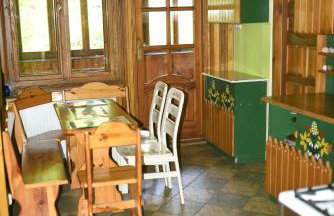 Dwor Trzesniow - Foto 11