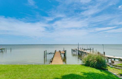 Swim, Fish and Explore! Family Hague Haven with Dock - Foto 27