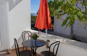 Apartments Yucca - Photo 10