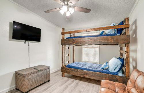 Waterfront Busters Place on Hickory with Fire Pit - Foto 29