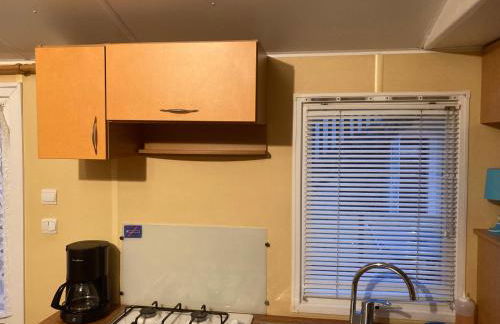 Mobil-Home 2 "Camping" - Foto 8