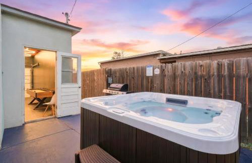 3BR Modern Chula Vista Home with Hot Tub and Game Room - Foto 2