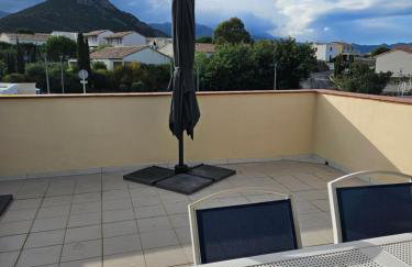 Grand T2 A DEUX PAS DE LA PLAGE LOZARI - Foto 7