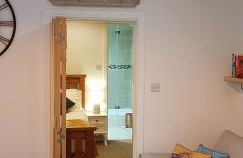 Cosy Little Cottage - Photo 3