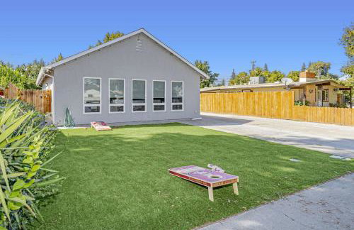 3BR 2BA Retreat with Pool 1 Mile to Downtown - Foto 4