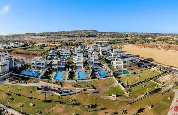 Tranquility Beachfront Villa - Photo 74